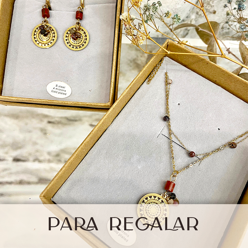 Los Mejores Accesorios para Regalar: Detalles que Enamoran