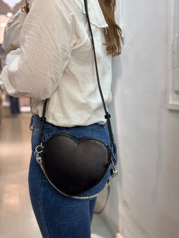 BOLSO CORAZON NEGRO