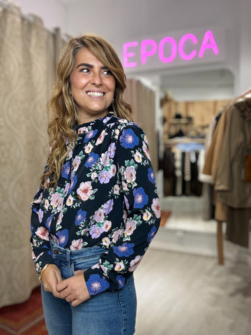 BLUSA FLORES