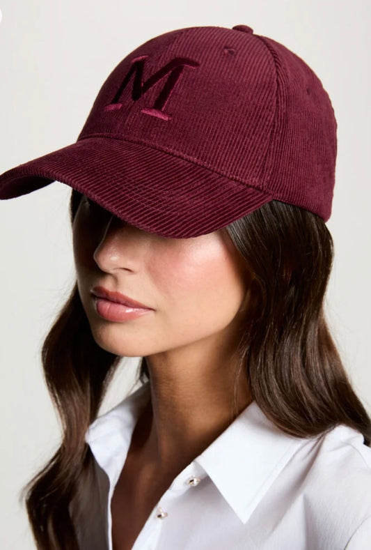 GORRA M