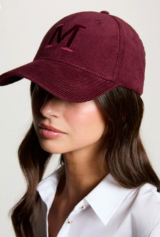 GORRA M