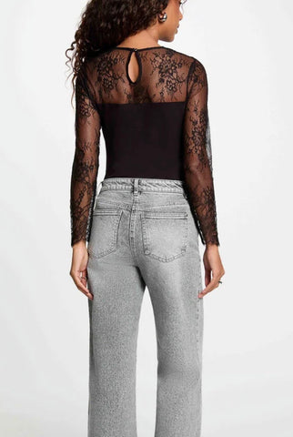 CAMISETA ENCAJE