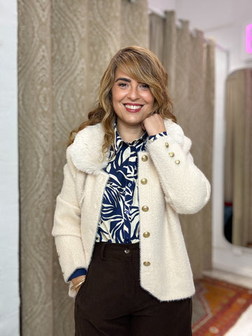 CHAQUETA ANNA CREMA CUELLO DESMONTABLE