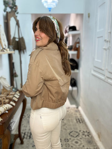 GABARDINA CORTA NURIA CAMEL