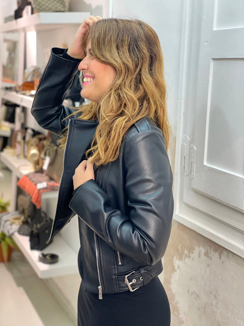 BIKER LISA NEGRA