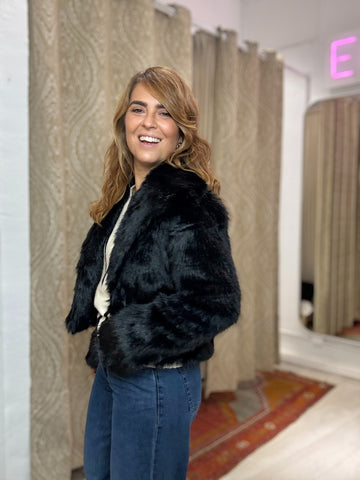 ABRIGUITO TATIANA PELO NEGRO