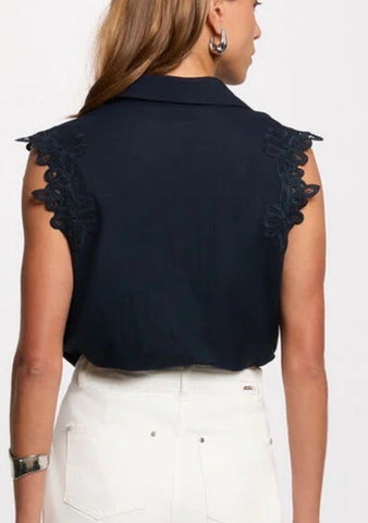 BLUSA MARINO SIN MANGAS