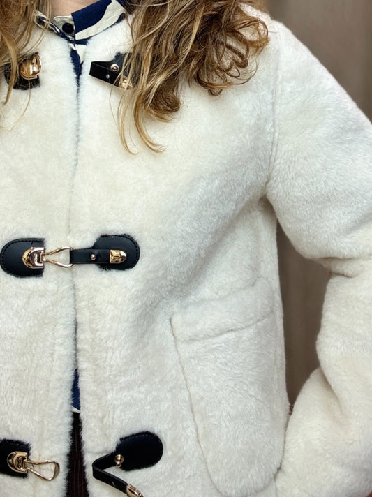 CAZADORA PELLIZA BORREGUITO REVERSIBLE