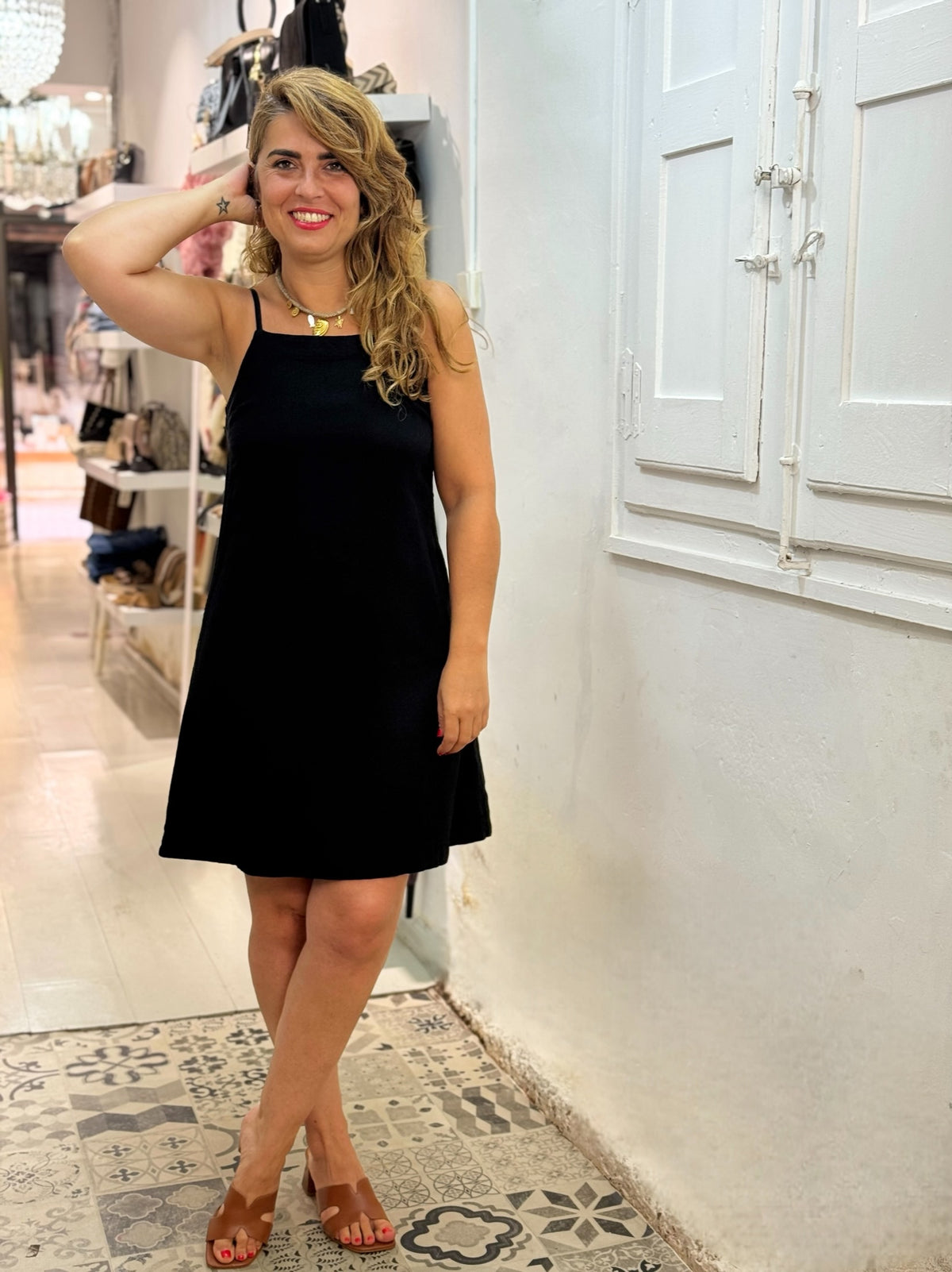 VESTIDO OKIRO NEGRO