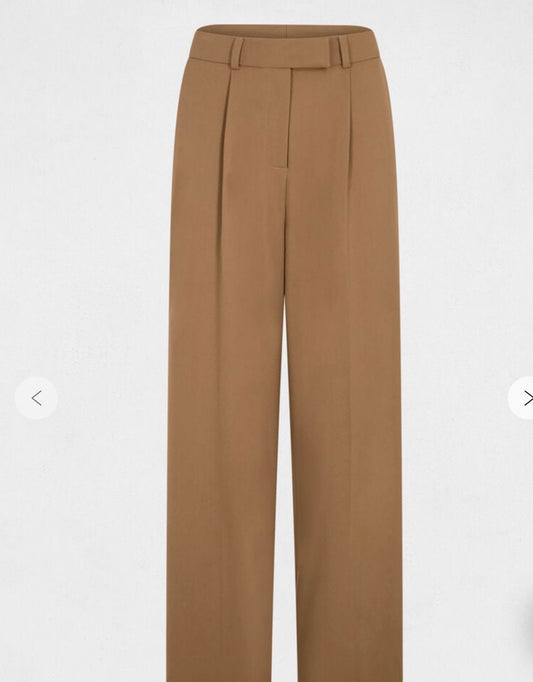 PANTALÓN TRAJE CAMEL