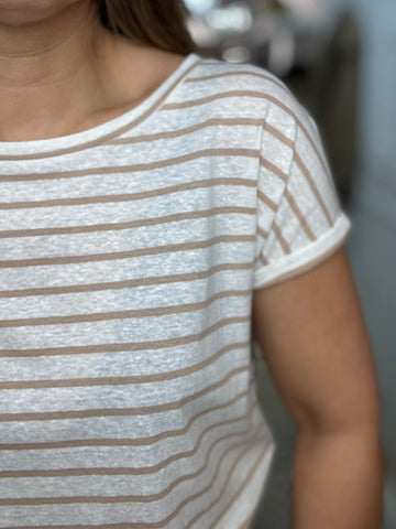 CAMISETA BASIC RAYAS CAMEL