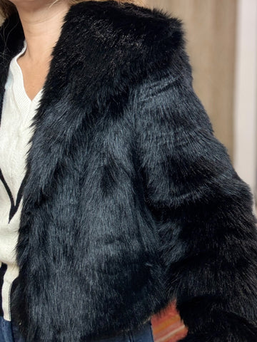 ABRIGUITO TATIANA PELO NEGRO