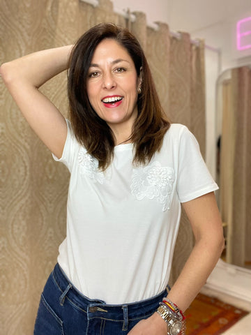 CAMISETA FLOR BLANCA