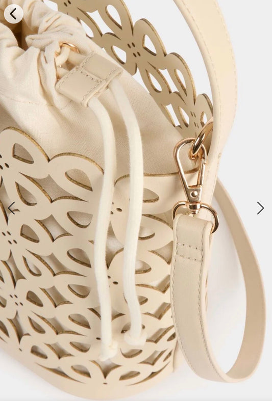 BOLSO TROQUELADO NATA