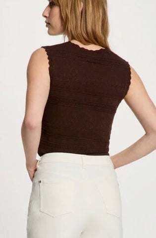 TOP PUNTO MARRON BROCADO