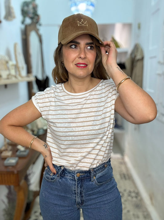CAMISETA BASIC RAYAS CAMEL
