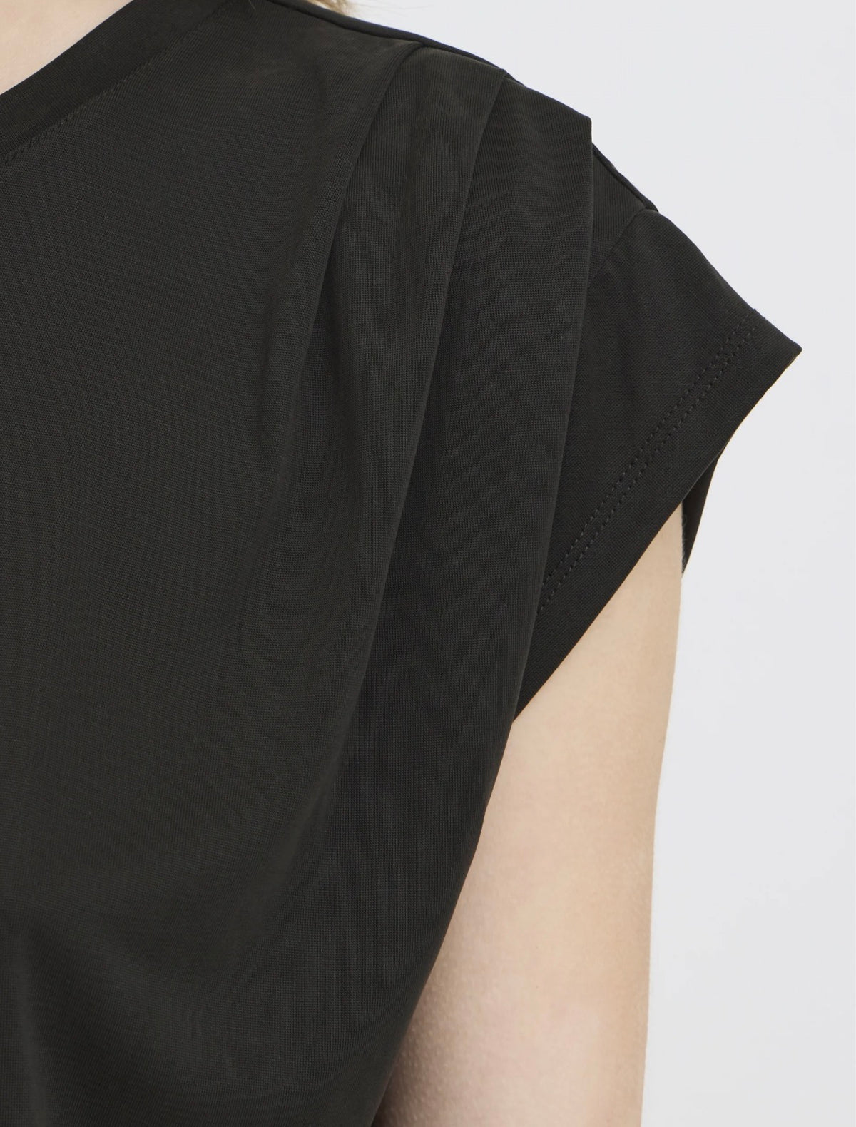 CAMISETA BRUTAL NEGRA